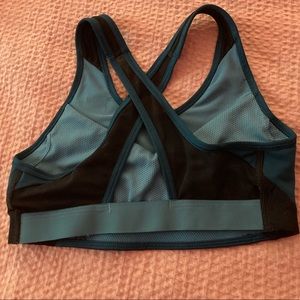 Nike mesh cross back sports bra